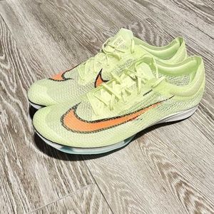 Air Zoom Victory Volt/Orange Cleats - New